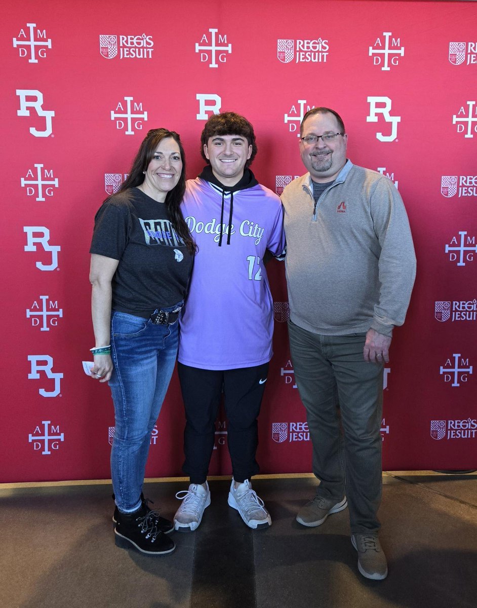 Isak stevenson (@isakstevenson25) on Twitter photo Itβs Official! Excited to get the season rolling, and canβt wait for the future! #Burntheboats
<a href="/RJHSBaseball/">Regis Jesuit Baseball</a> <a href="/jm_kelly4/">JM Kelly</a> <a href="/bob_denucci/">Bob DeNucci</a> <a href="/GoConqsBB/">Dodge City CC Baseball</a> Itβs Official! Excited to get the season rolling, and canβt wait for the future! #Burntheboats
<a href="/RJHSBaseball/">Regis Jesuit Baseball</a> <a href="/jm_kelly4/">JM Kelly</a> <a href="/bob_denucci/">Bob DeNucci</a> <a href="/GoConqsBB/">Dodge City CC Baseball</a>