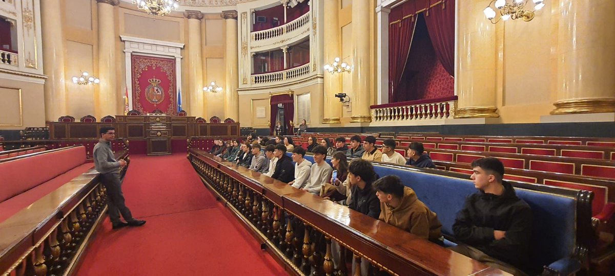 Antoni Poveda (@antonipovedasjd) on Twitter photo Avui han vingut al <a href="/Senadoesp/">Senado de España</a> un grup de joves estudiants de l’<a href="/insffg_sjd/">Institut Francesc Ferrer i Guàrdia</a> de #SantJoanDespí. Han pogut conèixer de primera mà el treball que portem a terme al Senat i la importància que tenen les nostres institucions per al bon funcionament democràtic del conjunt de l’Estat. Avui han vingut al <a href="/Senadoesp/">Senado de España</a> un grup de joves estudiants de l’<a href="/insffg_sjd/">Institut Francesc Ferrer i Guàrdia</a> de #SantJoanDespí. Han pogut conèixer de primera mà el treball que portem a terme al Senat i la importància que tenen les nostres institucions per al bon funcionament democràtic del conjunt de l’Estat.