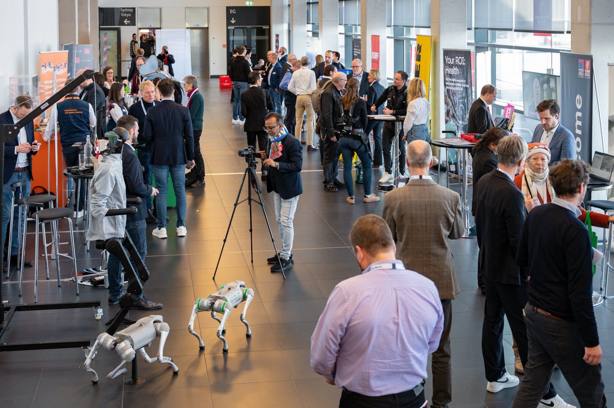 ISED (@ised_ca) on Twitter photo Canada is pleased to kick off our year as Partner Country at <a href="/hannover_messe/">HANNOVER MESSE</a> 2025. Learn more about what Canada has to offer at the world’s top industrial tech fair: canada.ca/en/innovation-… #HM25 Canada is pleased to kick off our year as Partner Country at <a href="/hannover_messe/">HANNOVER MESSE</a> 2025. Learn more about what Canada has to offer at the world’s top industrial tech fair: canada.ca/en/innovation-… #HM25