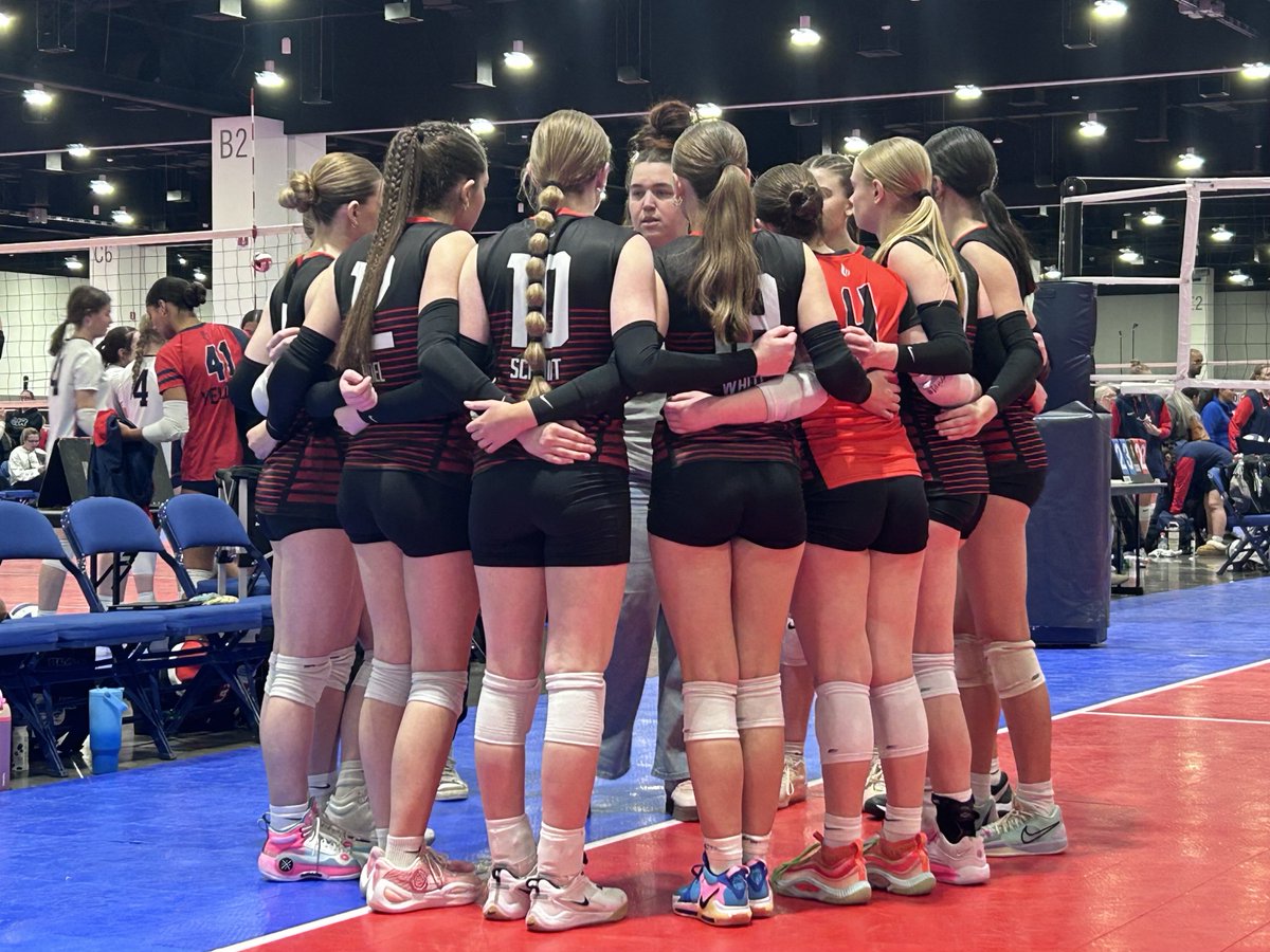 Shoutout to 15 Black for going 6-1 at the President's Day Cup and tying for 5th out of 38 teams! #BeTheFlame 🔥💪