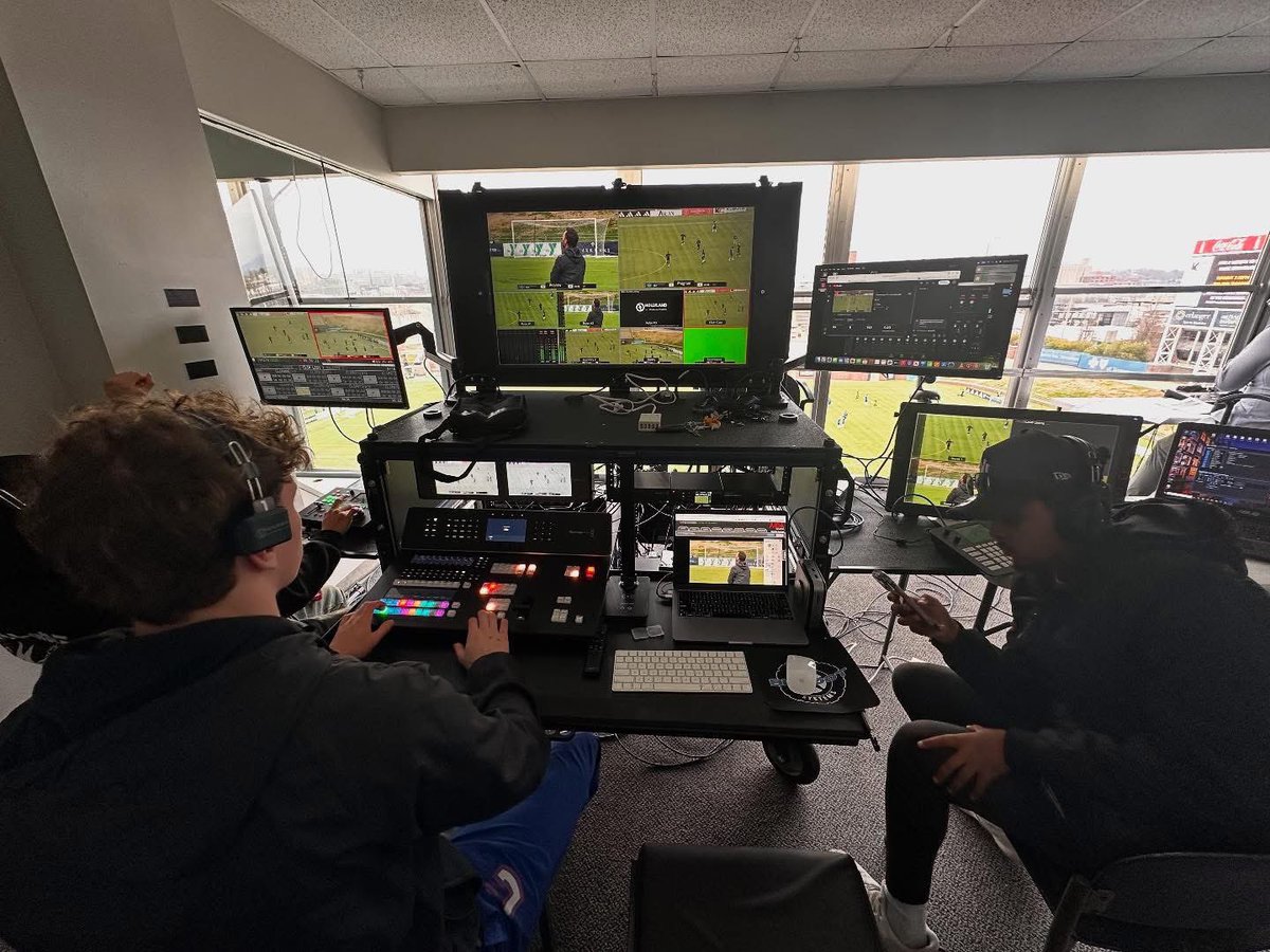 CHS LIVE tweet media