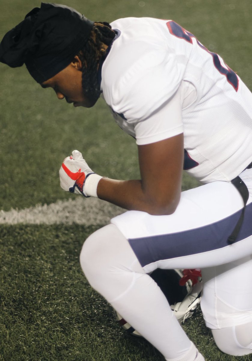 Tez (@tezdavisshields) on Twitter photo After having great conversations with <a href="/MrGriffin22/">Coach Griff</a> I have received my second offer from <a href="/SBVCFB/">San Bernardino Valley College Football</a> After having great conversations with <a href="/MrGriffin22/">Coach Griff</a> I have received my second offer from <a href="/SBVCFB/">San Bernardino Valley College Football</a>