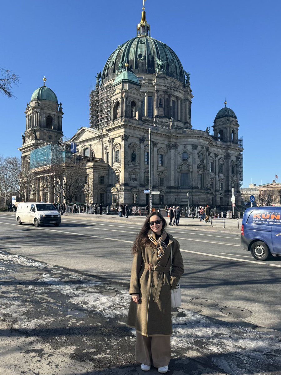marinaamlopes's tweet photo. day 1 in Berlin did not disappoint ☺️🤩 https://t.co/ZrbaWfe0pE