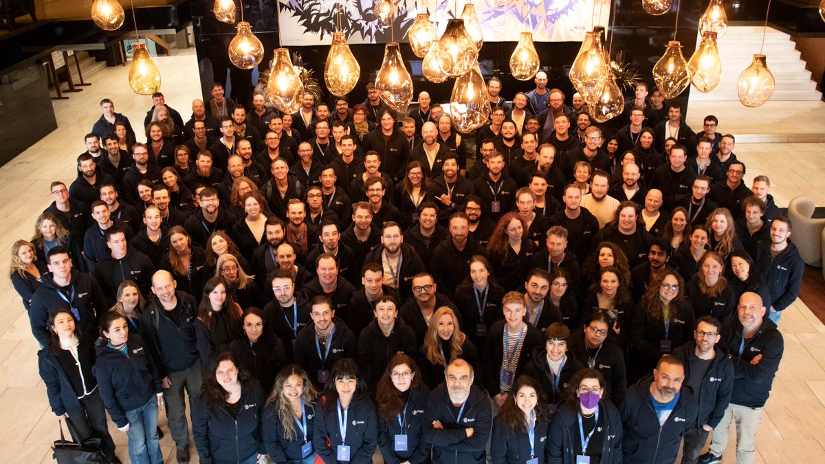 prezi's tweet image. We’ve just returned from an unforgettable offsite in Lisbon, and we’re feeling more connected and energized than ever! 🚀 
Big things are coming from Prezi AI—watch our channels! 🌟 
#PreziAI #PresentationTools #TeamOffsite #CompanyCulture