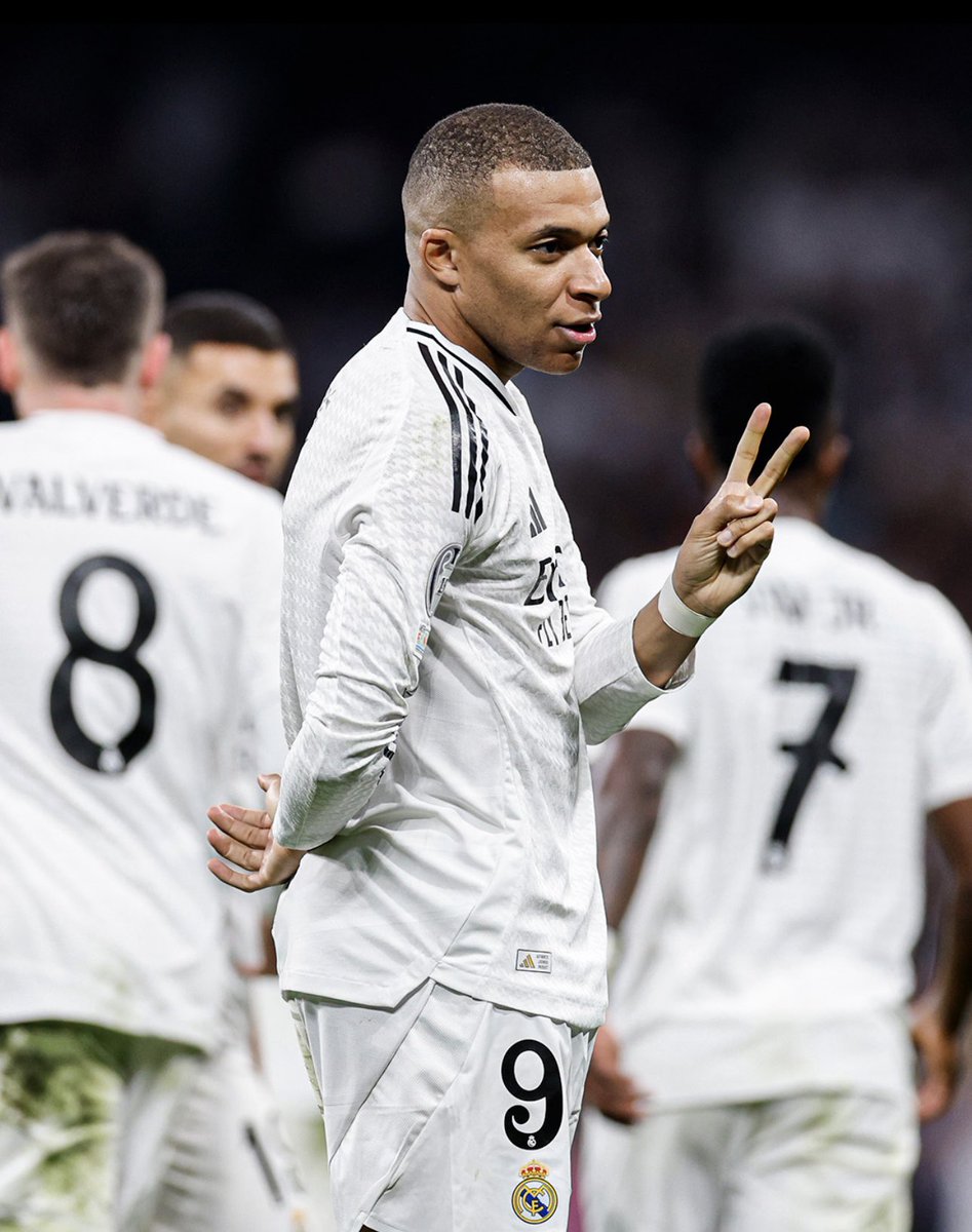 iiil_lo7's tweet photo. HalaMadrid 🤍🫂 https://t.co/pfDnHJlkAB