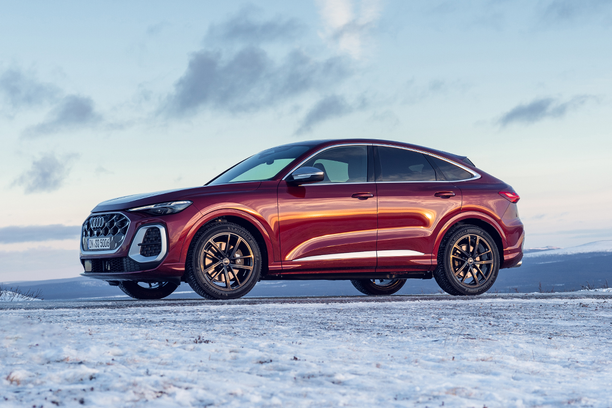 Built for winter. Stunning in every season. The Audi SQ5 Sportsback.