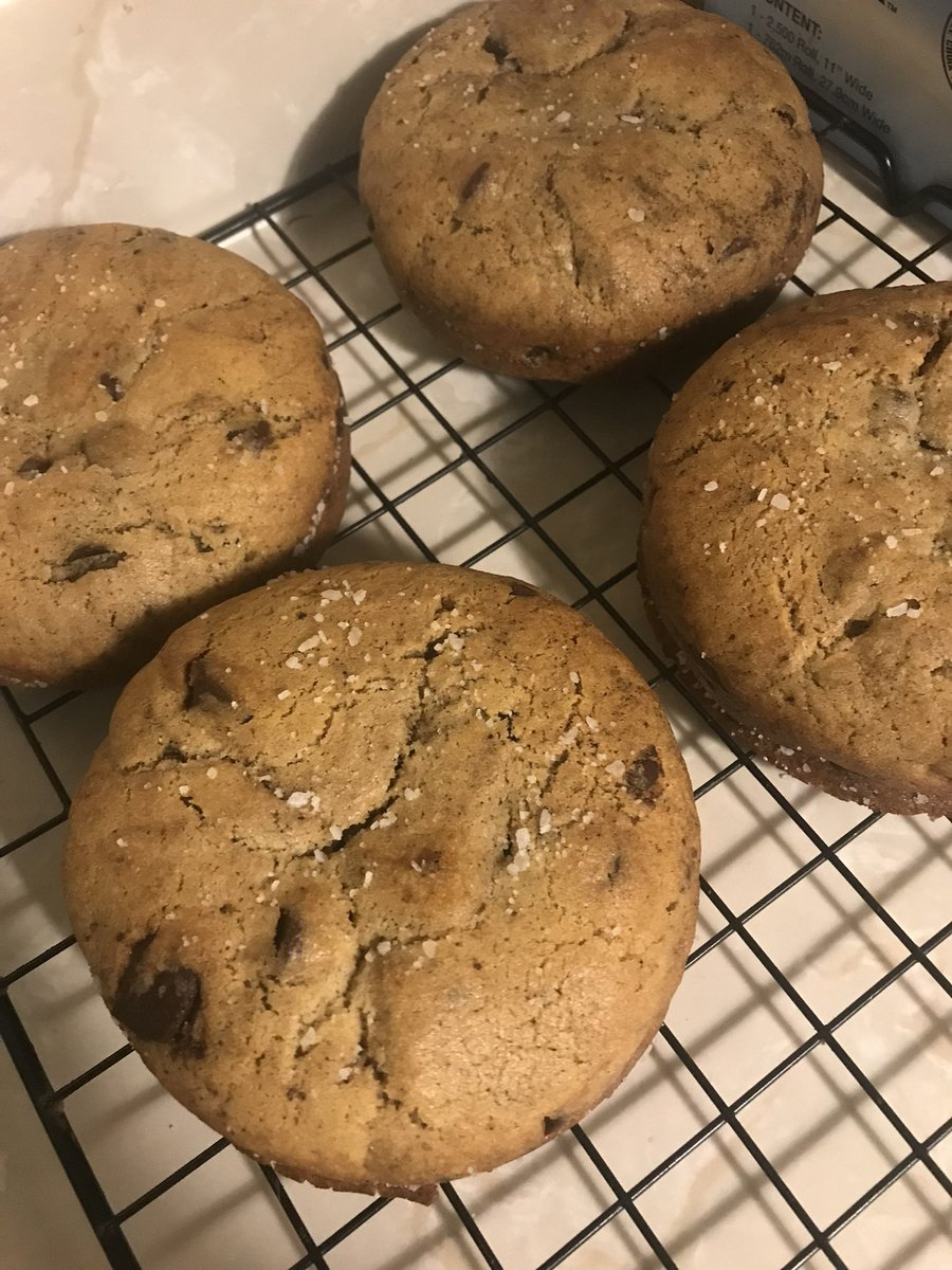 2 days until #MCChicago and I still have some cookies left for sale!

DM me if you’re interested, I do usually have some extra for walking around the hall but always sell out!

$6 each
Salted Chocolate
PB and J
The Elvis (Banana bread, Bacon and PB)
Red Velvet w/Cream Cheese