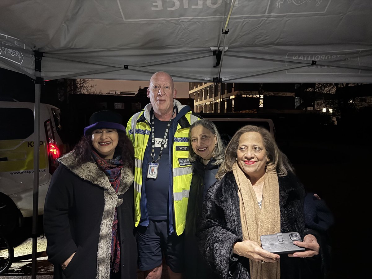 As part of our VAWG (Violence Against Women and Girls) strategy, Our partners the MET have organised an evening run in Walpole Park, Ealing, for females on Wednesday the 19th February from 1800 hrs to 1900 hours.
This is the first event that has been organised of this kind.