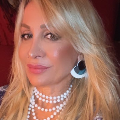 vicky_boutzika's tweet photo. #ΝέαΦωτογραφίαΠροφίλ https://t.co/UAbbB4LJO4