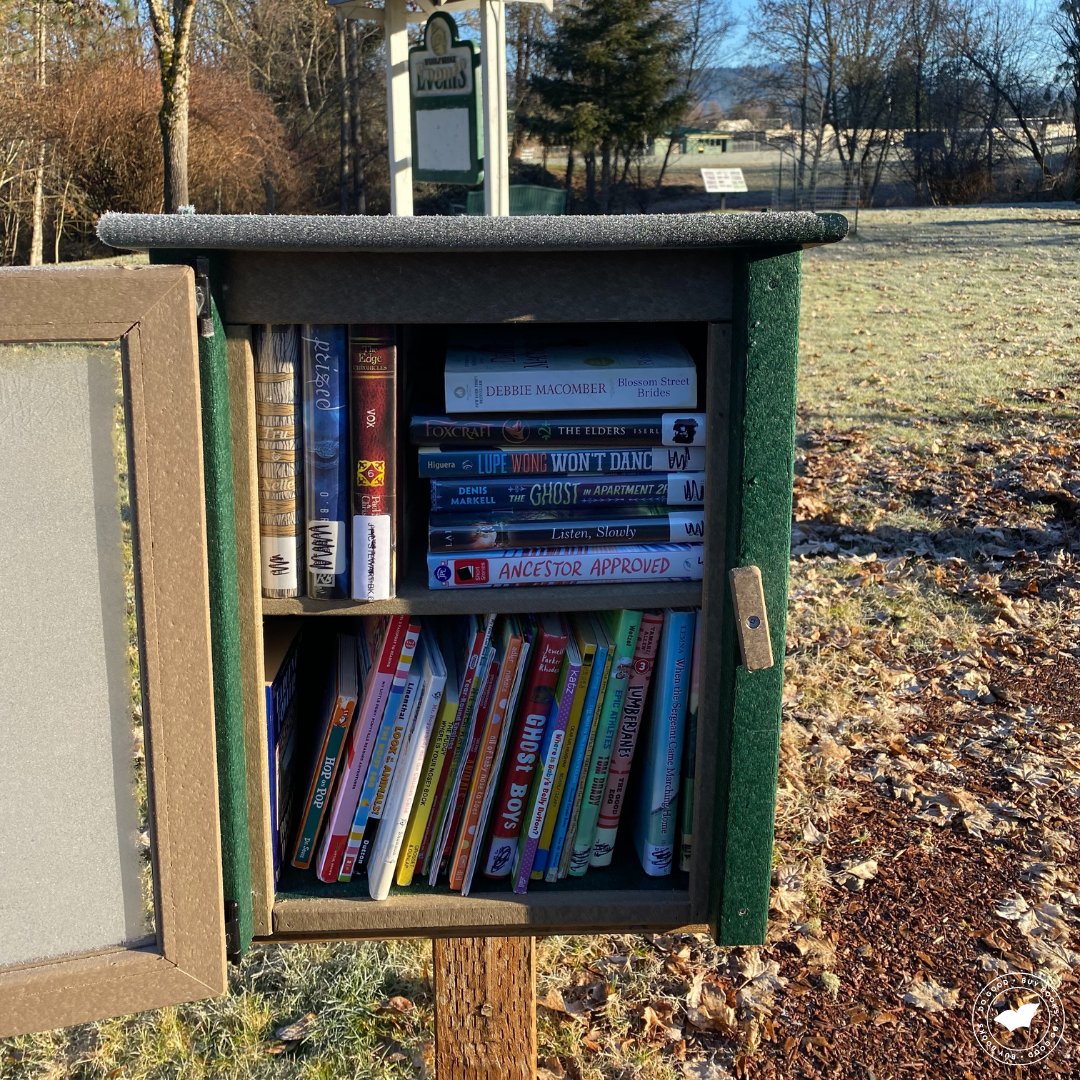 BWBooks's tweet photo. More books, more access! Our donation partnership with the City of Sweet Home is bringing stories to parks & neighborhoods through Little Free Libraries.
Request a donation → https://t.co/39BiYEbMkI
#bookdonation #littlefreelibrary #communityreading #betterworldbooks https://t.co/EtFyfYxvdC