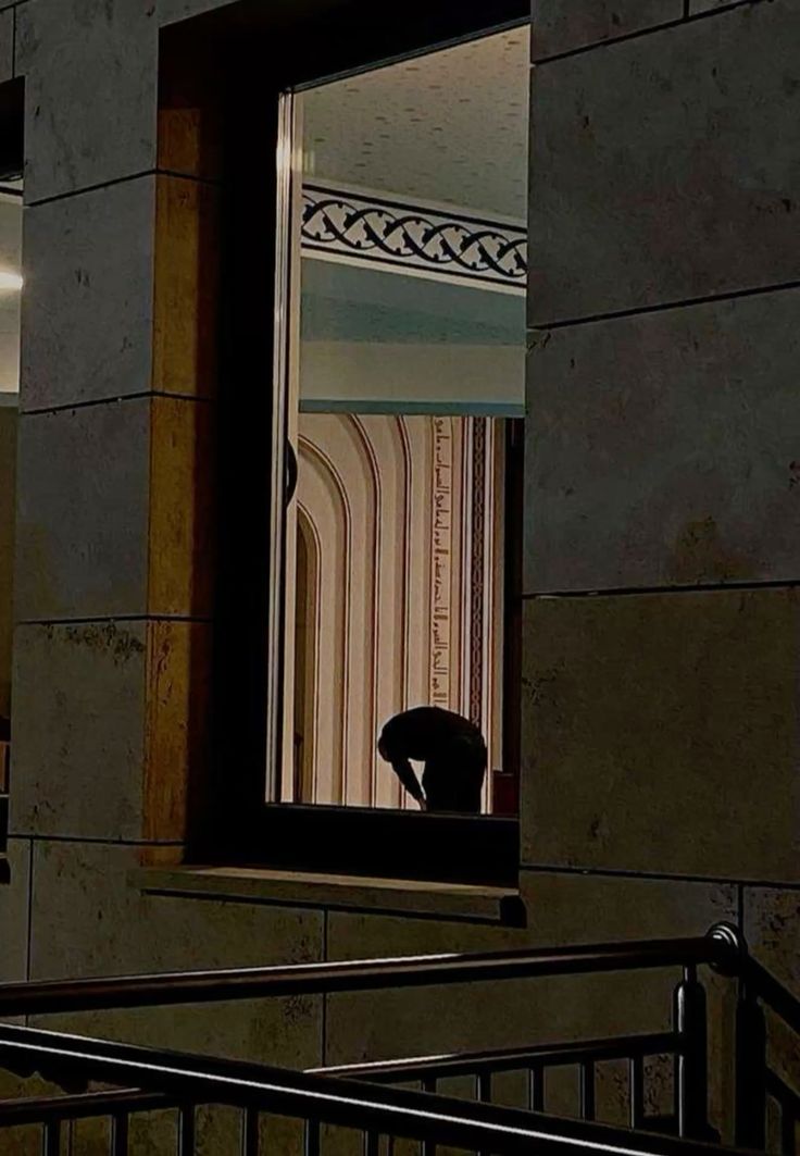 Alhamdhulillaah's tweet photo. The only true believers in Our revelation are those who - when it is recited to them - fall into prostration and glorify the praises of their Lord and are not too proud.

They abandon their beds, invoking their Lord with hope and fear, and donate from what We have provided for them.

No soul can imagine what delights are kept in store for them as a reward for what they used to do.

[Sūrah as-Sajdah, Verse 15-17]