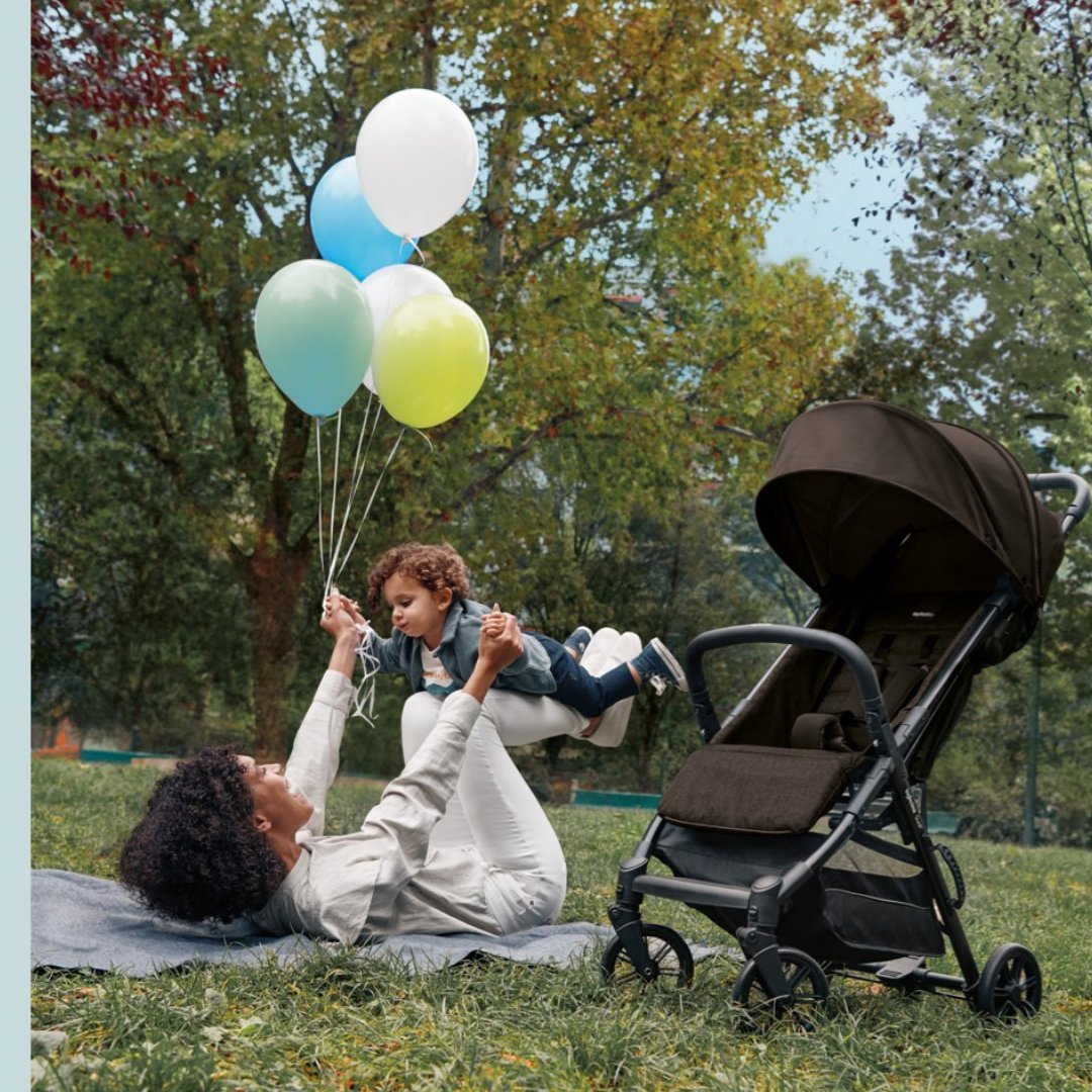 inglesinausa's tweet image. #Strollersale 🏷️ Because who doesn&apos;t need a trusty sidekick for their tiny human? 😍 The award-winning #Quidstroller is on sale now only $249 + free carry bag ($29 value). Oh, and it&apos;s like a ninja - fits into overhead too! 😎
-
 #Inglesina #TravelStroller #AirplaneStroller