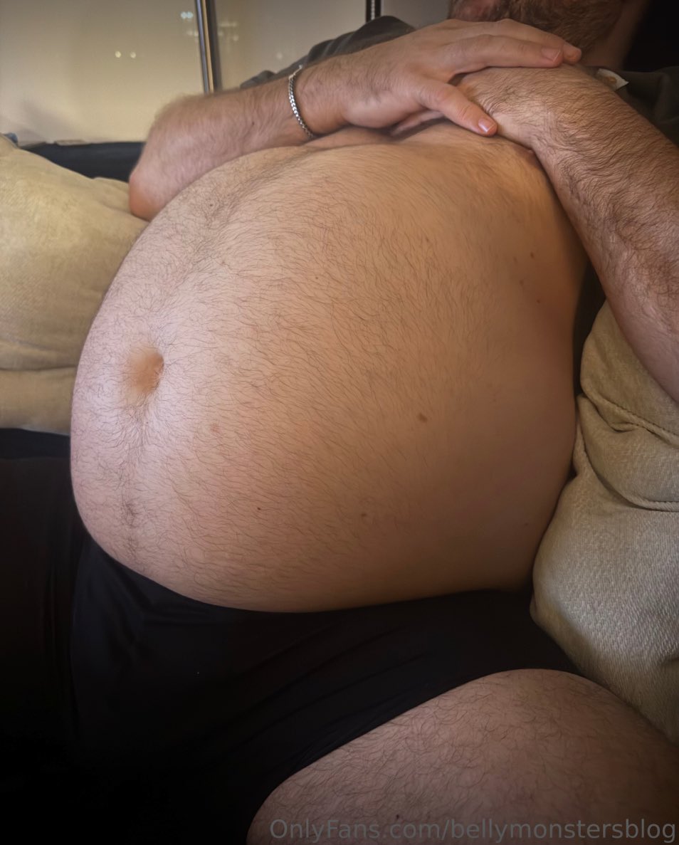 what a pretty belly