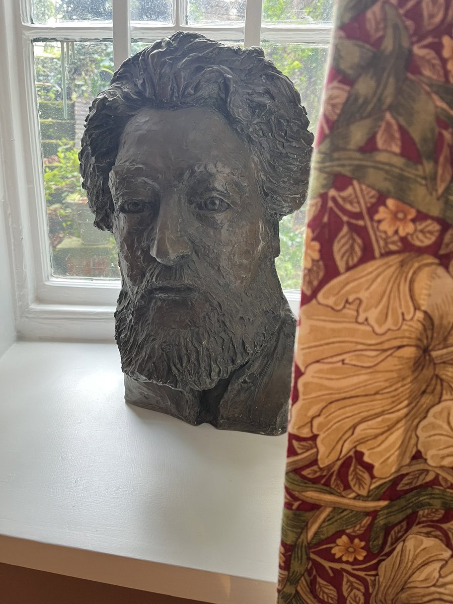 GSwaffield's tweet image. Delighted to announce I have a new job as Director of the William Morris Society in gorgeous Hammersmith. Do come and visit! @WmMorrisSocUK