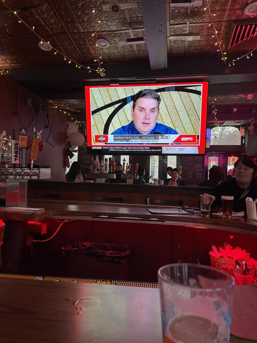 Didn’t know <a href="/TimJDillon/">Tim Dillon</a> knew ball like that