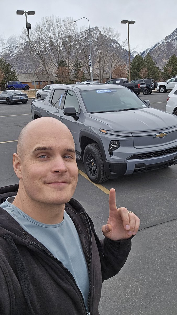 JerryRigEverything tweet media