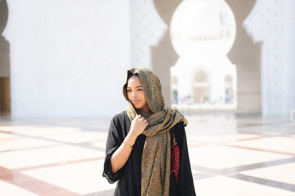 🧕🏼🕌✨ this better load in 4K too