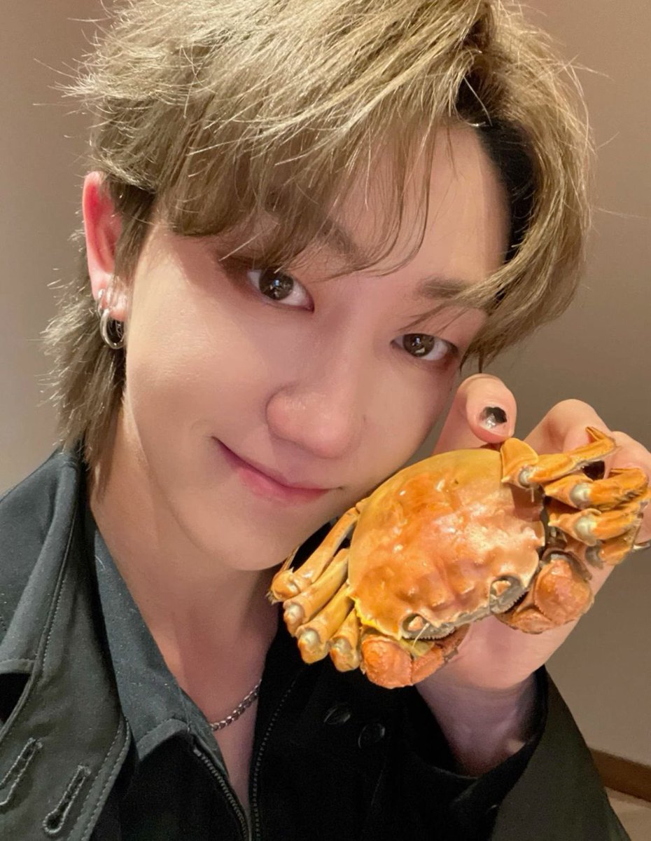 ًً ꩜ tweet media