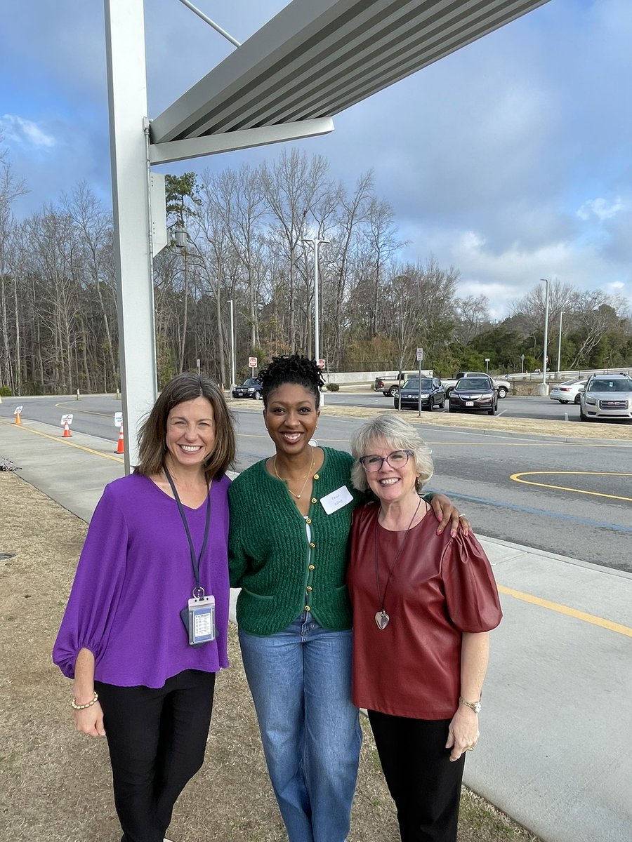 Tasia K. tweet media