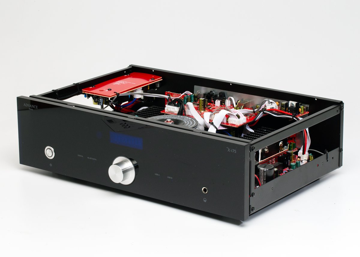 Hi-fi pricing is all out of control, right? Not so fast -- this 30-year-old France-based company is doing some interesting things. On SoundStage! Access this month we dissected the $999 Advance Paris X-i17 integrated amplifier. soundstageaccess.com/index.php/equi…