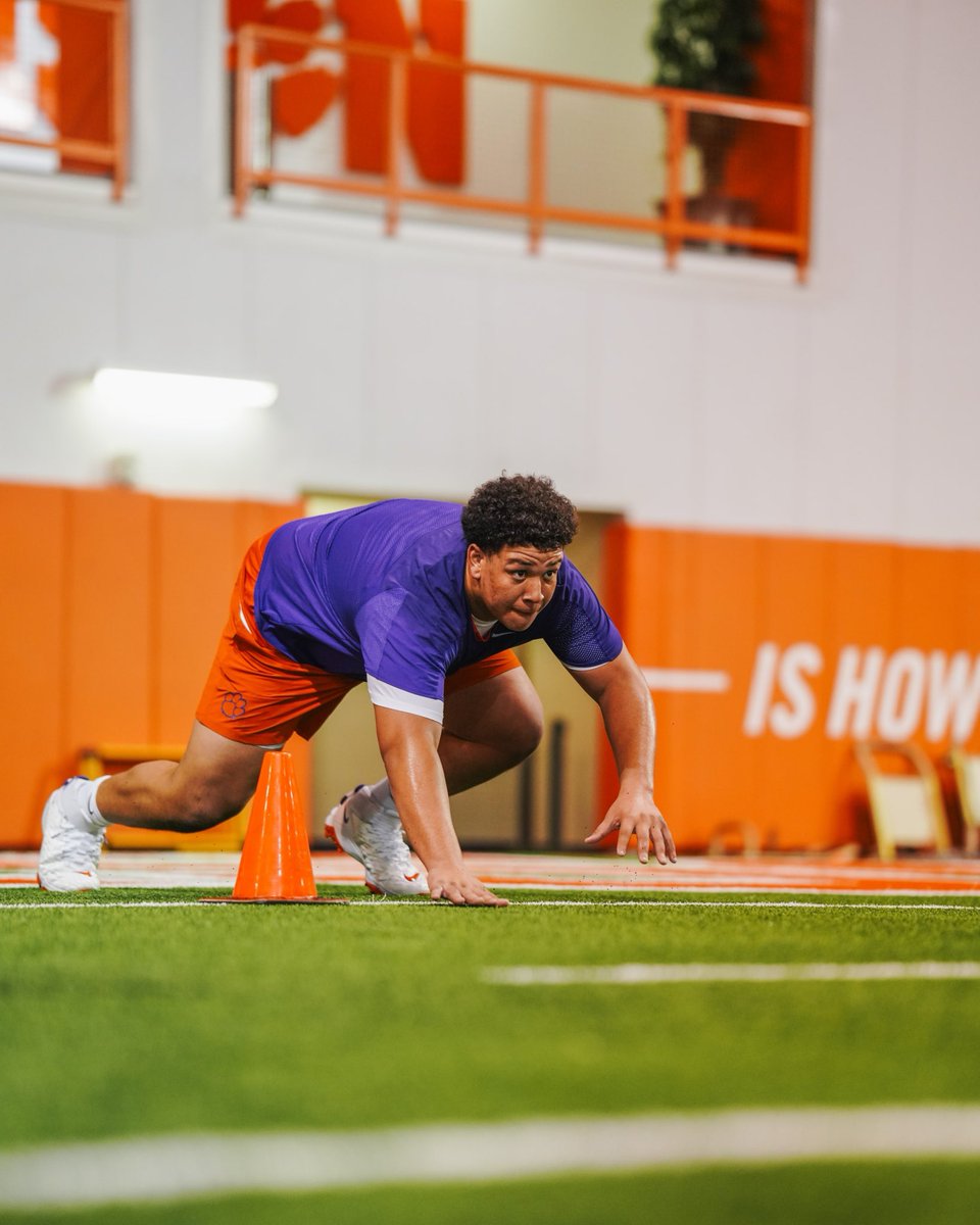 Adrienne (@gfootballmom25) on Twitter photo All in for this kid! So proud of <a href="/GavinBlanchard9/">Gavin Blanchard5️⃣1️⃣</a> , keep putting in the work #51! Love seeing the progress. 🧡🤍💜 All in for this kid! So proud of <a href="/GavinBlanchard9/">Gavin Blanchard5️⃣1️⃣</a> , keep putting in the work #51! Love seeing the progress. 🧡🤍💜