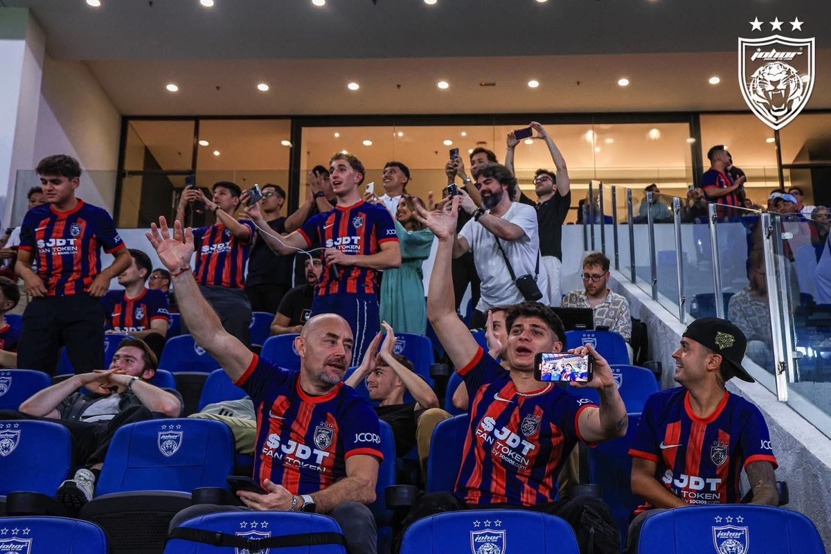INFLUENCERS WORLD CUP OFFICIALLY LAUNCHED, REPRESENTATIVES VISIT JOHOR DARUL TA'ZIM FC

The 2025 Influencers World Cup was officially launched and presented to representatives of all teams that will compete for the coveted prize at Sultan Ibrahim Stadium from September 1-9.