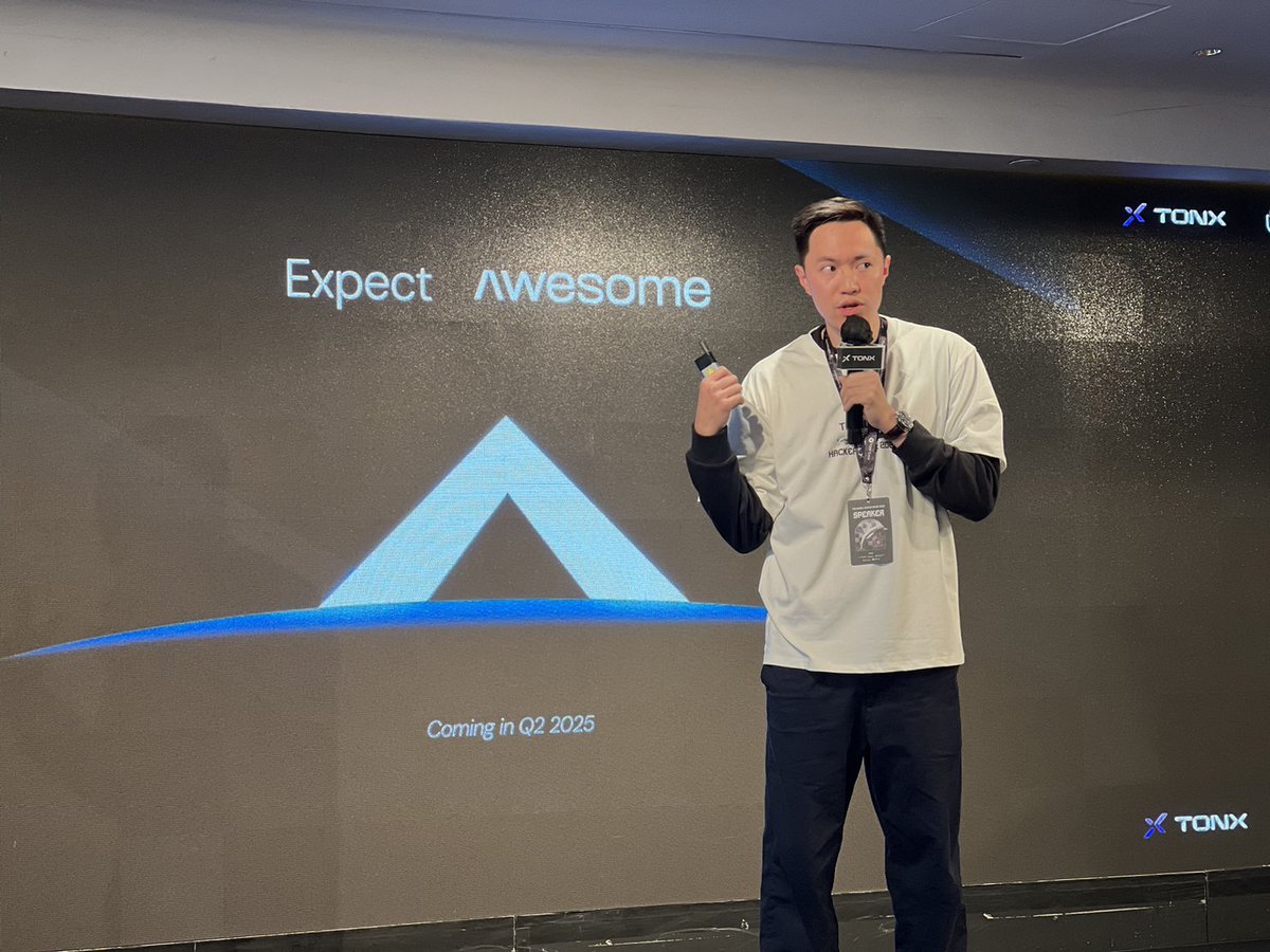 #Live Co-Founder of <a href="/TONX_Studio/">TONX 💎</a>, Wego, is sharing his keynote at TONX 2025: TONs of Opportunities – From SuperApp to Beyond. Don't miss out on this exciting insight! 🚀

#TONX #BTCFi #DeFi #TON #TONHackerHouseHK