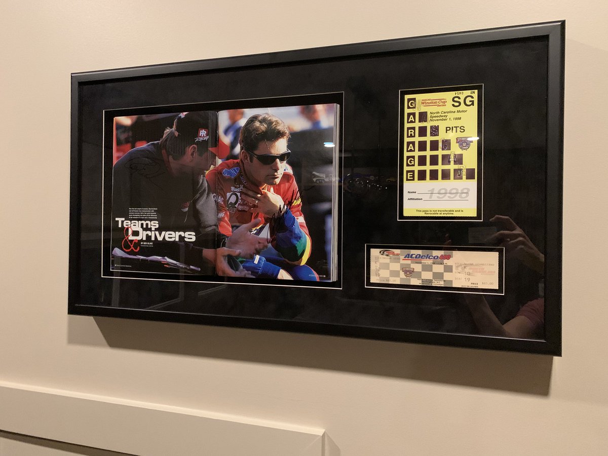RobinRutland5's tweet photo. @DirtyMoMedia @DaleJr @Lionel_Racing I can’t compete with quantity, but I have some quality pieces. I had this side panel for years and just had it “shadowboxed” last year. https://t.co/CTAbpSNkyZ