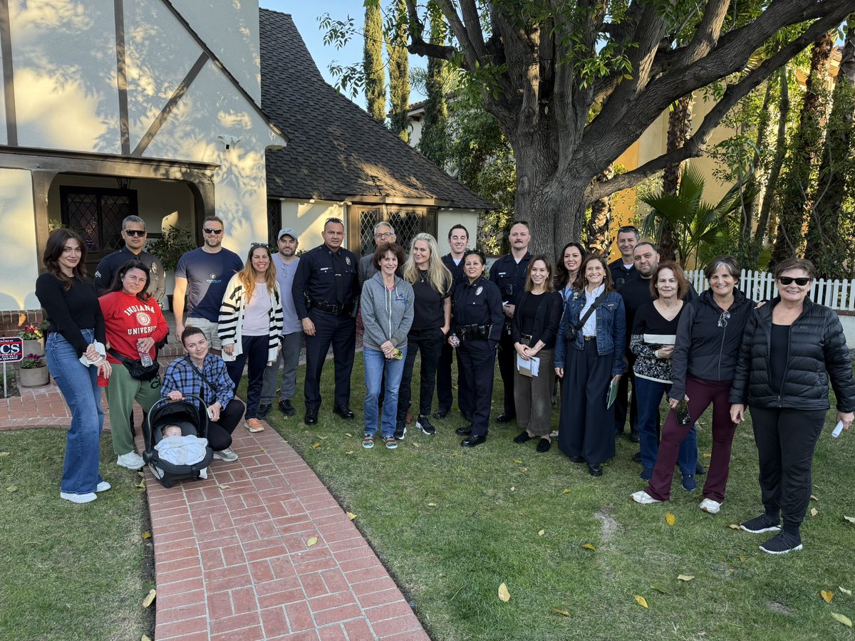 LAPD community walk with Commander Morales and Toluca Lake Community members. Happening now!