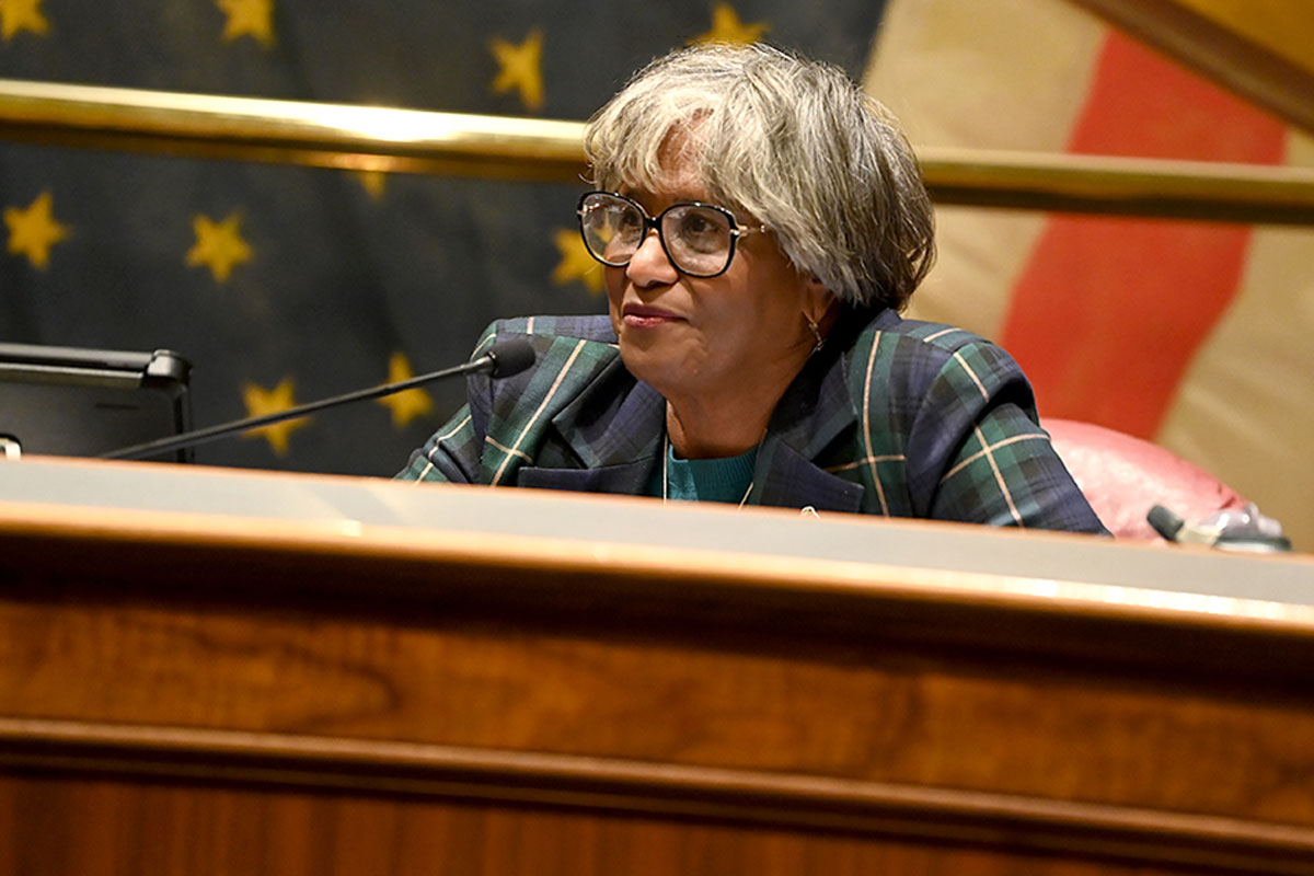 IL Senate Democrats (@ilsendems) on Twitter photo .<a href="/SenDorisTurner/">SenDorisTurner</a> advances measure to create one-stop shop for higher education scholarships ilsenatedems.co/Y5wN50V3c9j .<a href="/SenDorisTurner/">SenDorisTurner</a> advances measure to create one-stop shop for higher education scholarships ilsenatedems.co/Y5wN50V3c9j
