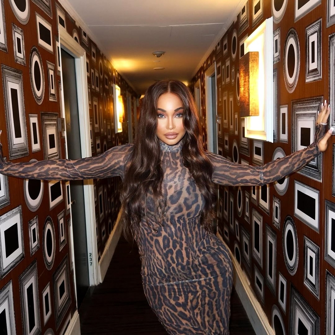 lovedejanee's tweet photo. some pics frm the camera roll 📸 https://t.co/IwEIrYpzAJ https://t.co/Pmi5SRWK8o