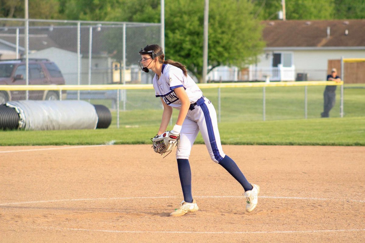 AveStratton2027's tweet photo. School ball has started !! Excited for a new season and ready to compete and build off last year’s successful season. @OpticVikings @CoachAmberPFW @CoachPena_BSU @stephenoswald2 @bradykyp @Jess_Odonnell88 @mandygardner24 @CoachCourtOSU  @madimccrady1022 @BGSUSoftball @Sun_Dragon1 https://t.co/JfSawUPHE5