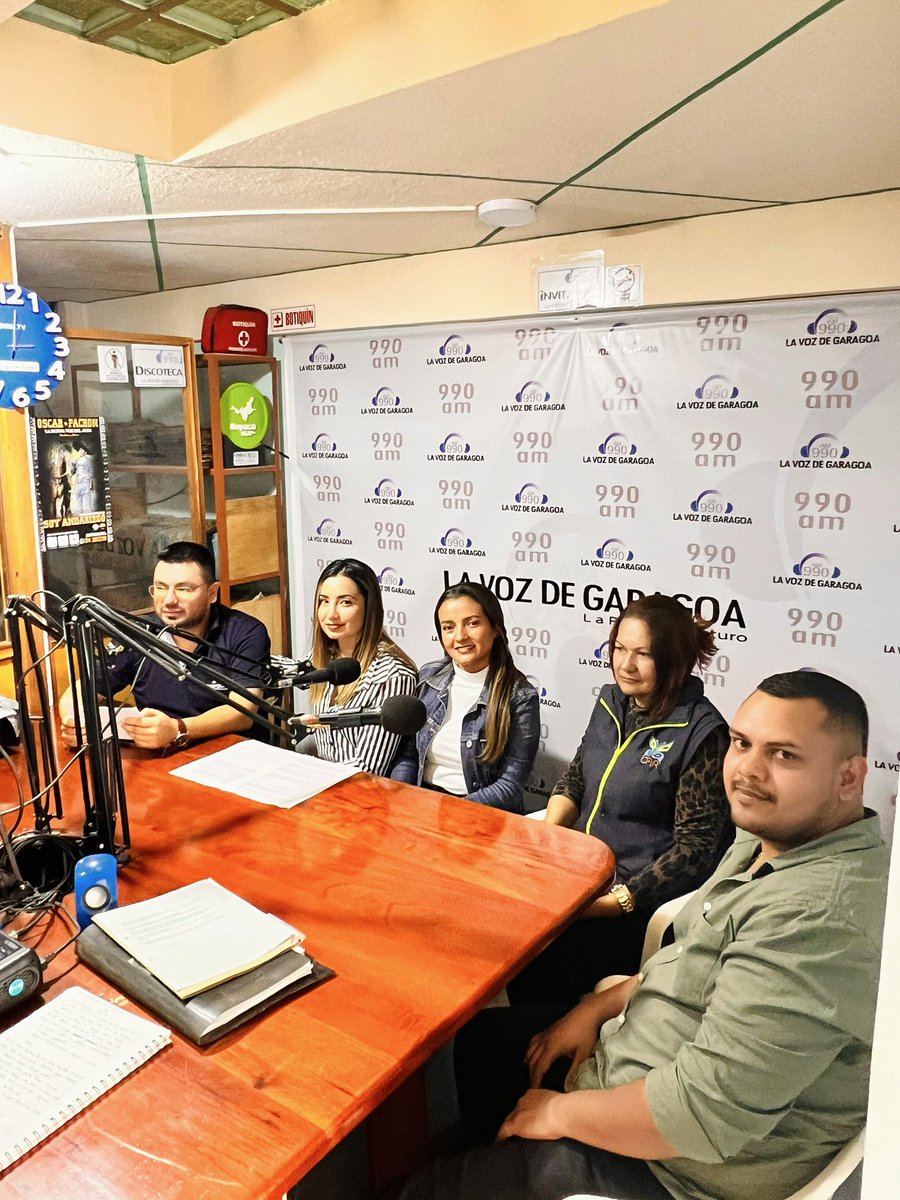 CORPOCHIVOR (@corpochivor) on Twitter photo 💧 Recibimos la visita de la <a href="/CAR_Cundi/">CAR Cundinamarca</a> para dar seguimiento a la formulación del Plan de Manejo Ambiental de Acuíferos de los ríos Súnuba y Guaya. 💧 Recibimos la visita de la <a href="/CAR_Cundi/">CAR Cundinamarca</a> para dar seguimiento a la formulación del Plan de Manejo Ambiental de Acuíferos de los ríos Súnuba y Guaya.