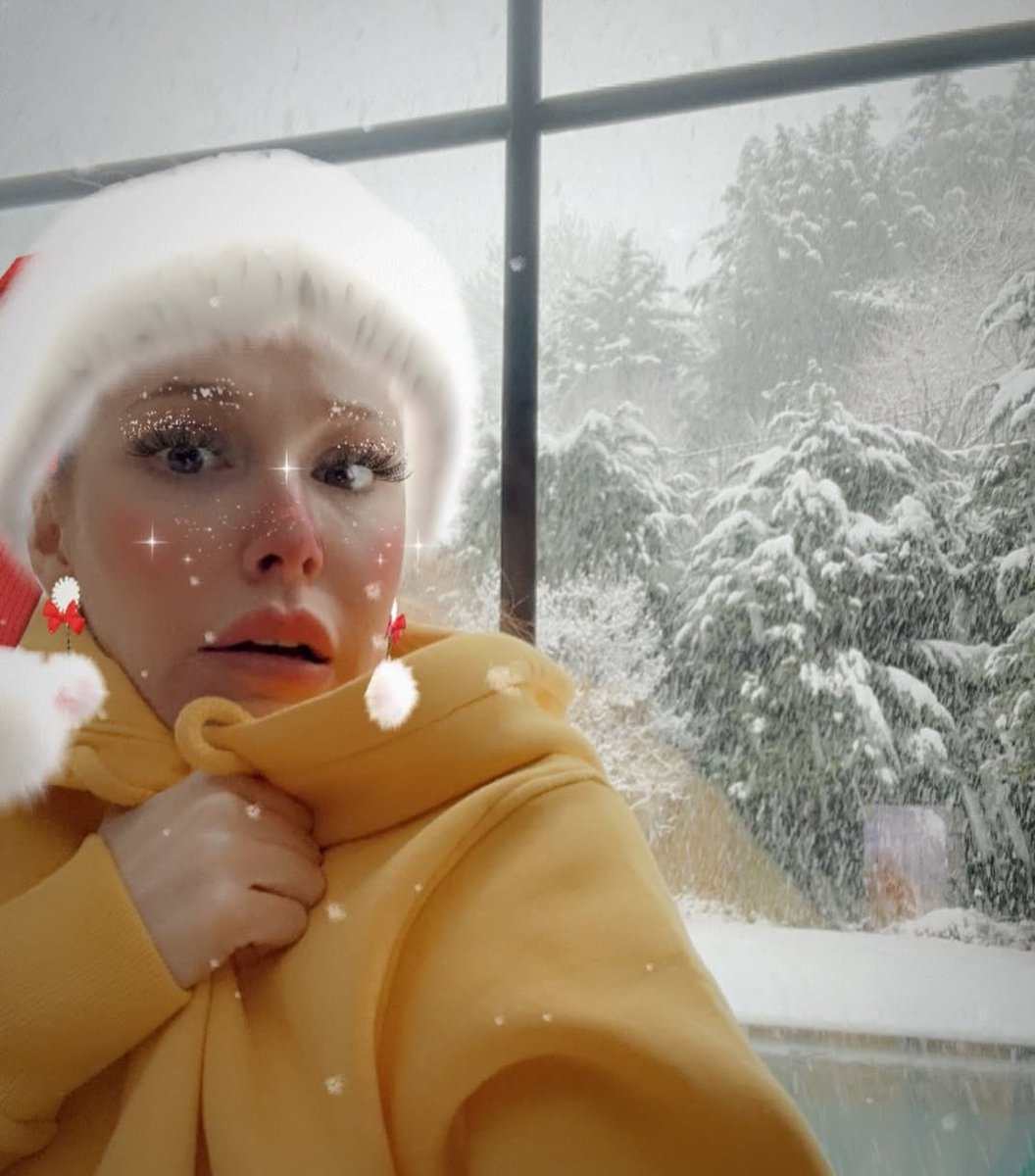 Publicaciones de Instagram 

#ElçinSangu