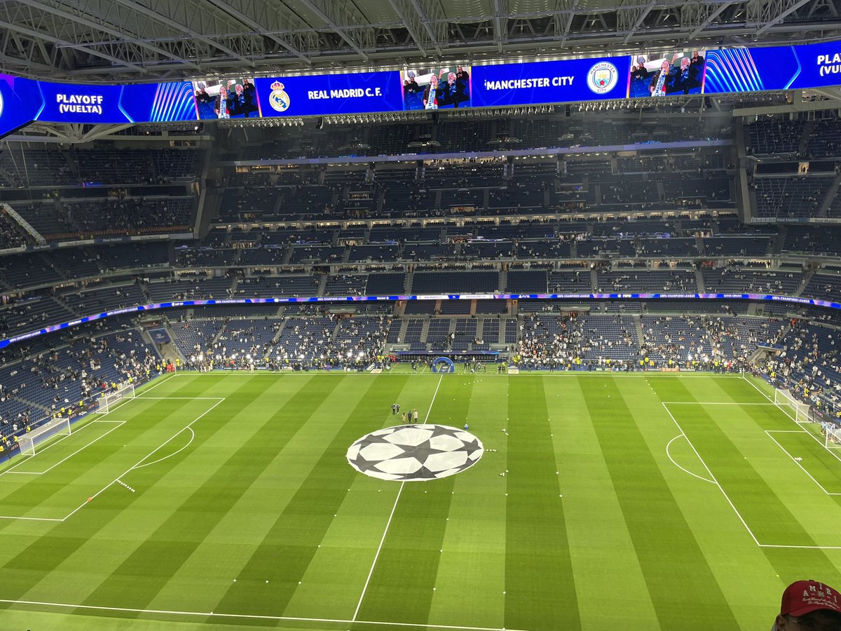 사실 오늘 경기 .. 직관하고 왔습니다
스페인에서 교환학생 하고 있는데 베르나베우 온다길래 냅다 갔는데 ... ^__^
이렇게 말아먹을줄이야..........