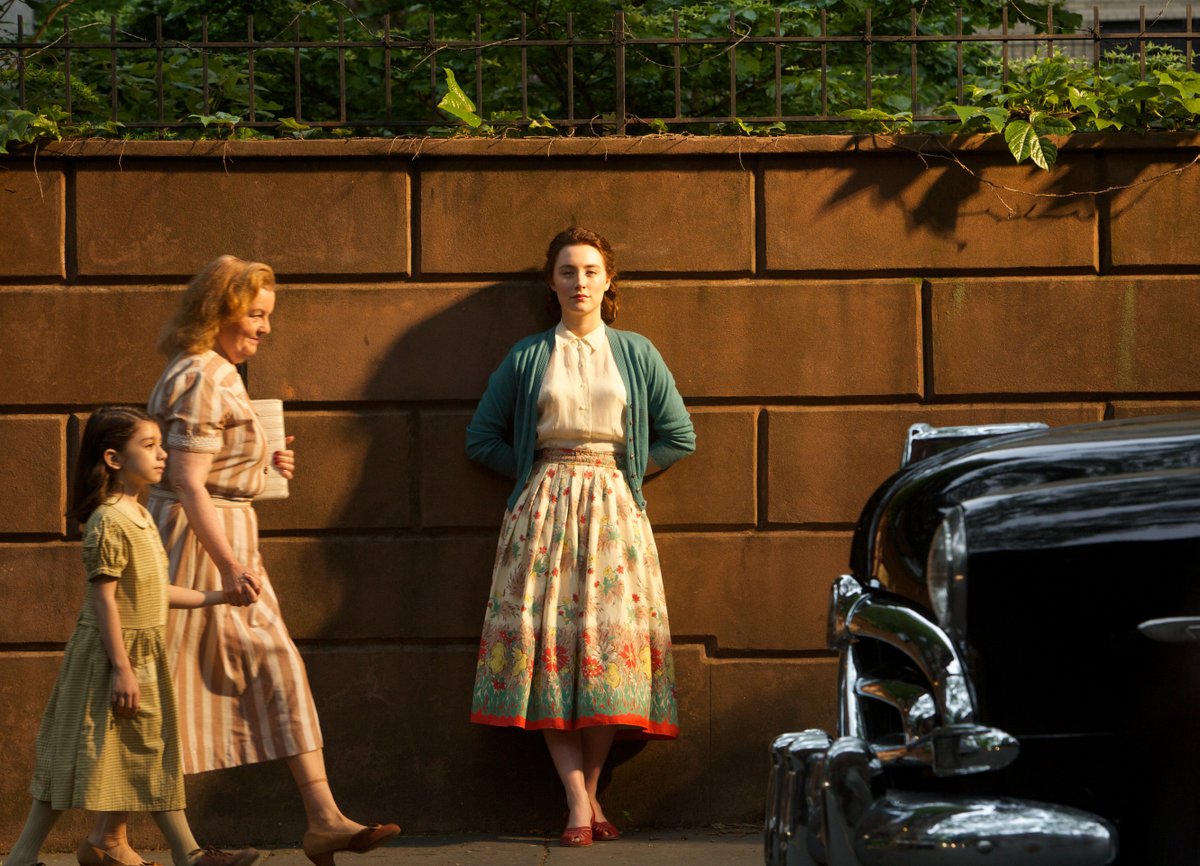 one of the best movie stills of all time
– saoirse ronan in brooklyn (2015)