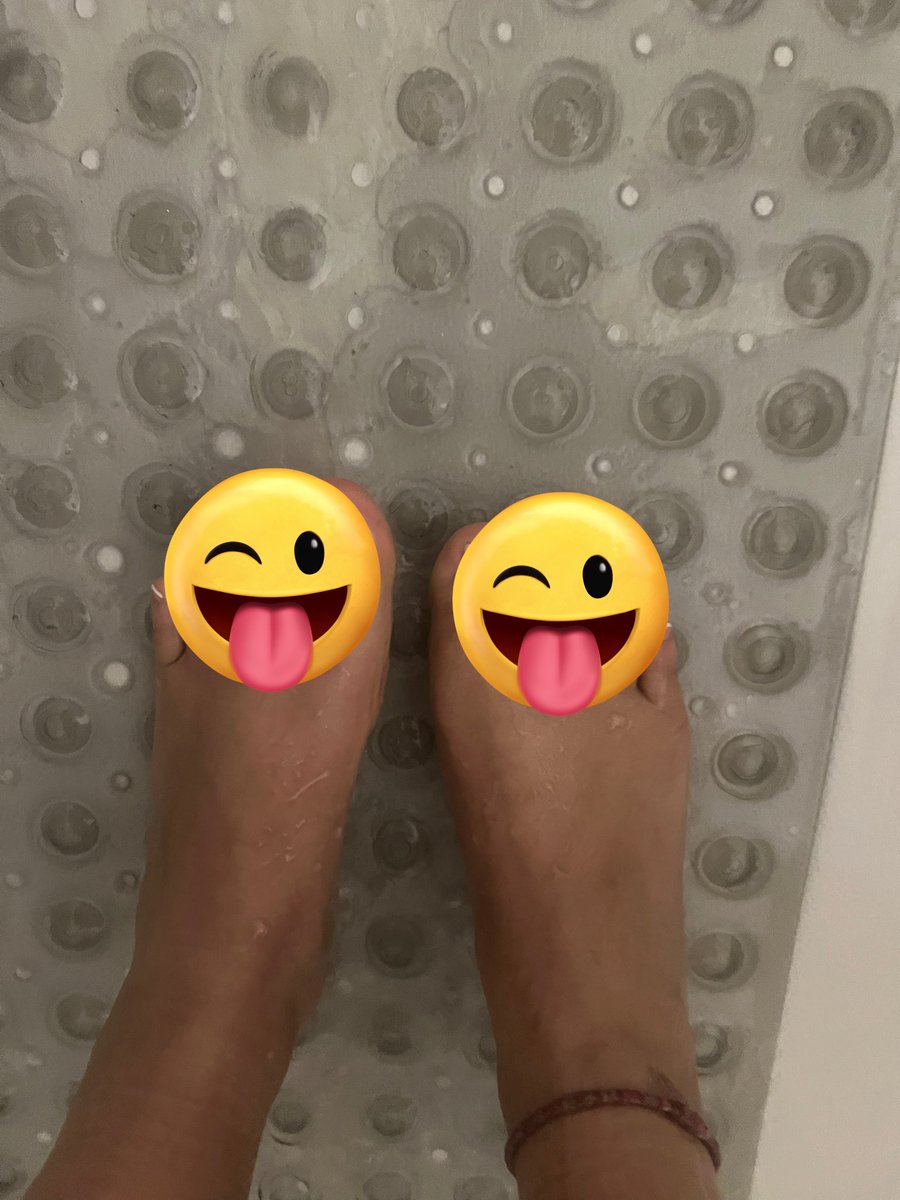 French Tip Godess tweet media