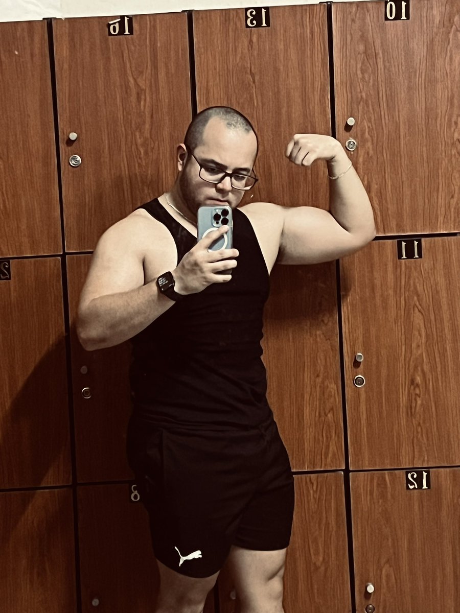 Jalberto9211's tweet photo. #gym 💪🏼 https://t.co/QI3UXhqyH3