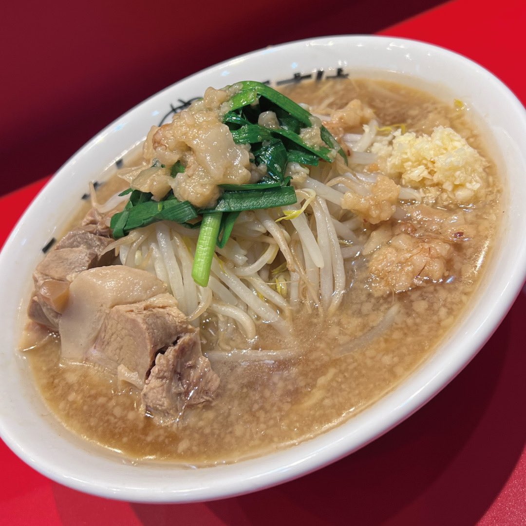 Butasuke_'s tweet image. おはようございます！
豚すけです！🐷🍜

2階も開放して皆様をお迎えします！
暖かくしてますよ！☺️

・金曜の夜
・土曜の昼・夜
・日曜の昼

家族連れ大歓迎！ ぜひご一緒にお越しください！
お待ちしております！ 🌟