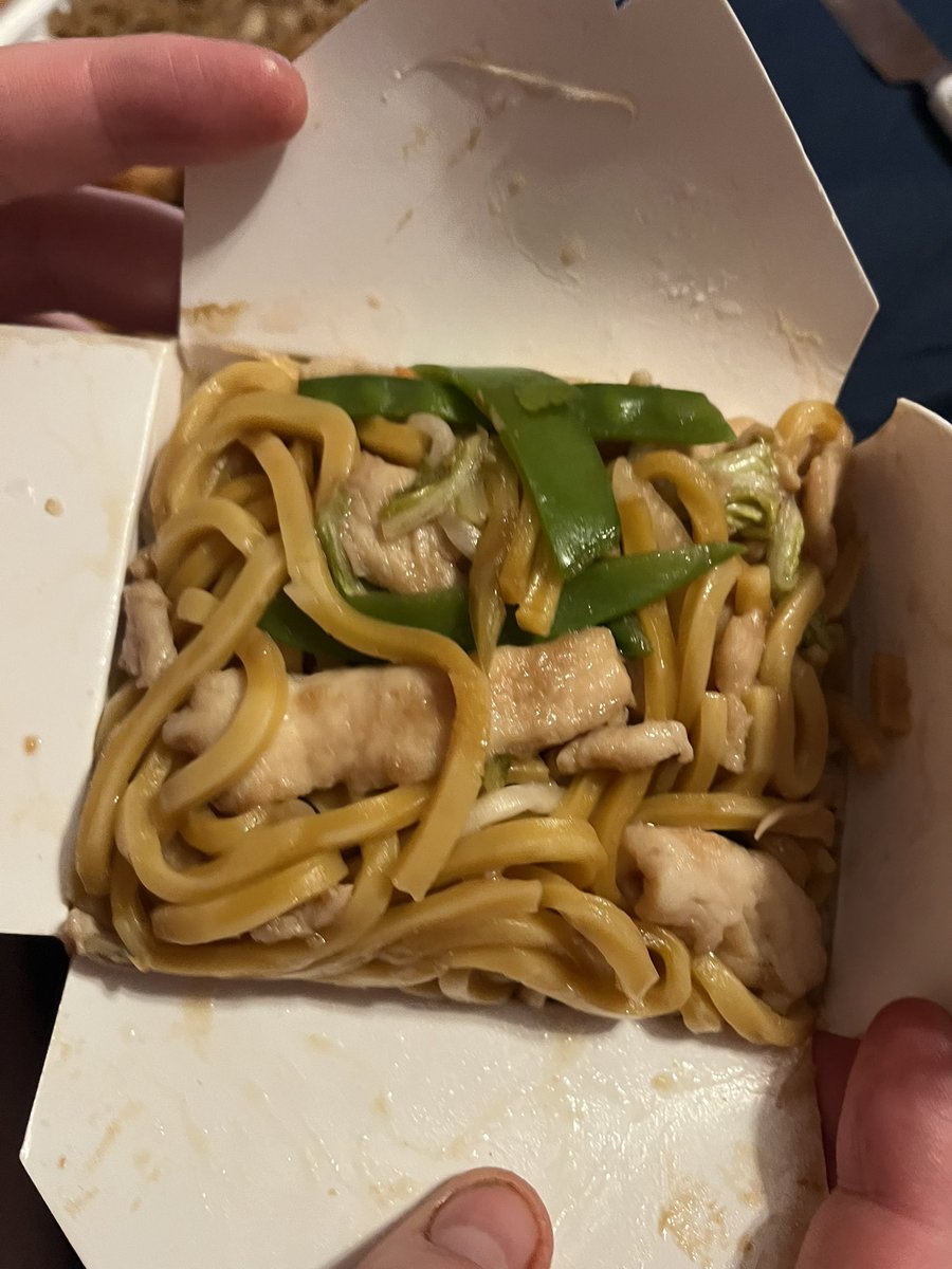 yuhogi's tweet photo. Proof we bought the Chinese food 🤤 https://t.co/km5MHZLrac