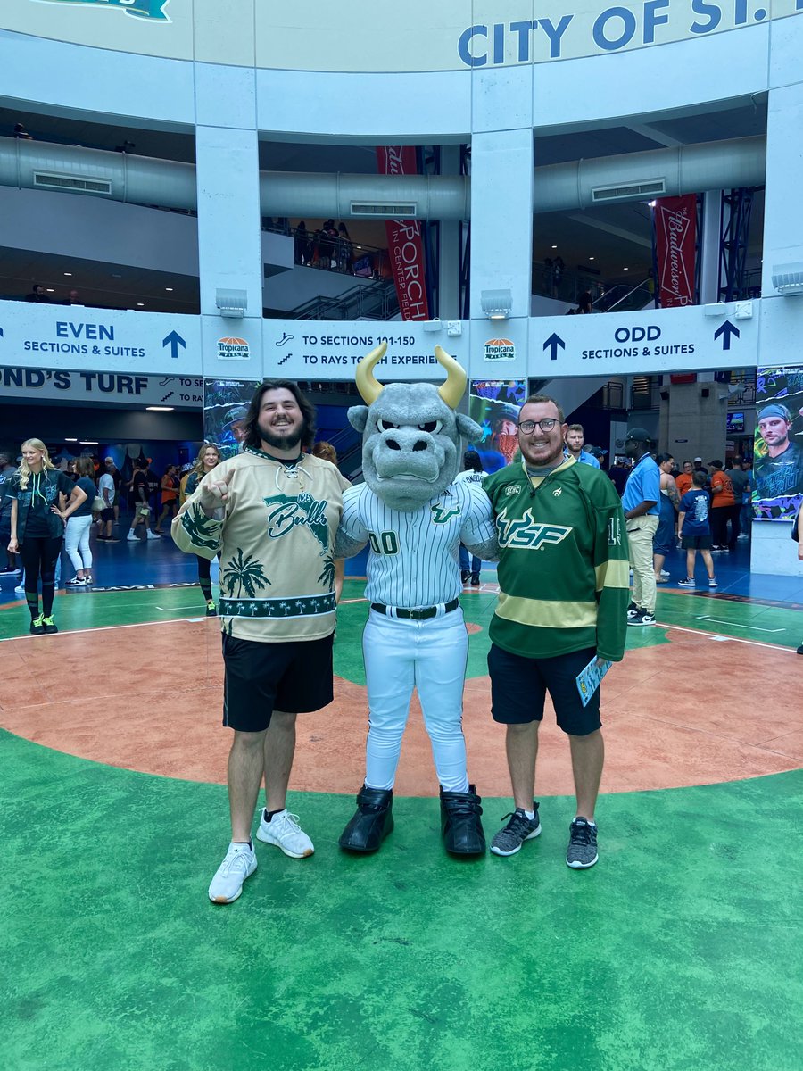 Hey y’all‼️I’m looking to get sports fans feedback on this survey I have to do for my graduate program! I’m looking to get at least 100 responses!

It’s super easy and a fun subject!

usf.az1.qualtrics.com/jfe/form/SV_2l…