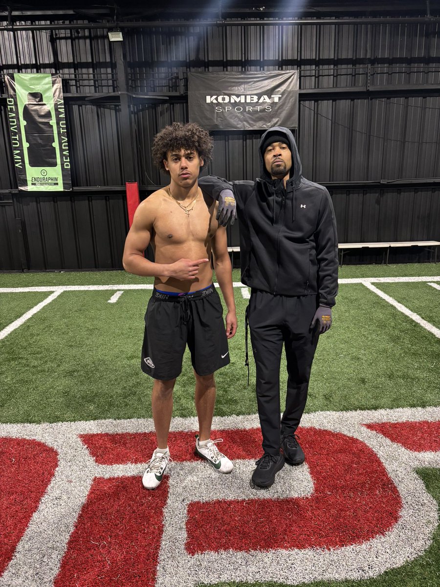 calvindrakeiii's tweet image. Grind don’t stop🏁