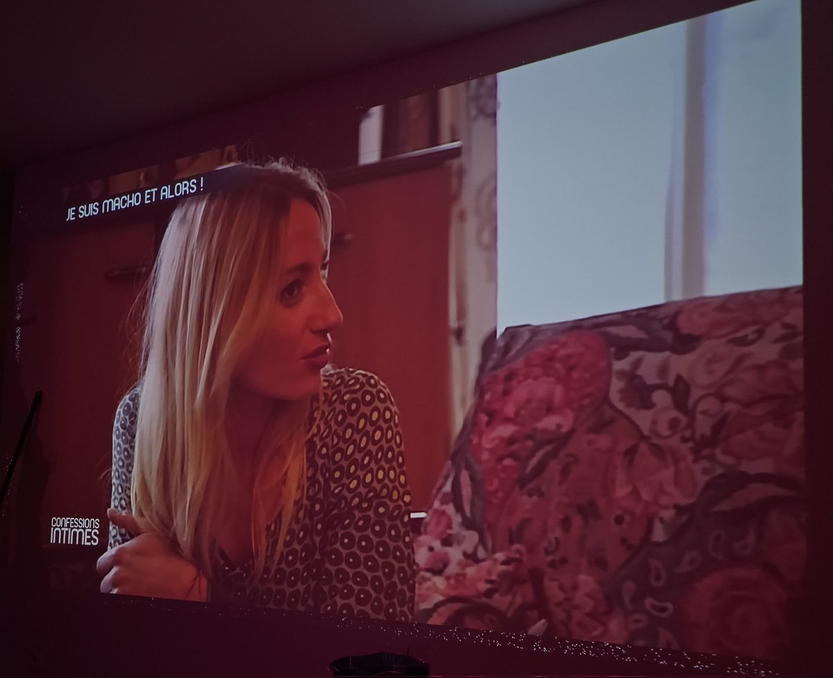 Franckm22's tweet image. Je fais des replay de #ConfessionsIntimes.
Quel plaisir immense de revoir @dismoikarine dans l'écran après tant de temps ! 🥰

(@TF1Pro relance ce programme, et on veut revoir Karine à l'antenne !)