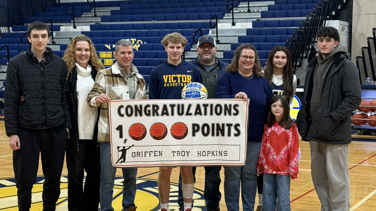 SUPER PROUD of Griffen Hopkins for his resilience and determination… <a href="/victorboysbball/">Victor Basketball</a> 1st 1000 Point Scorer in Program History.
Celebrating with his Family, Friends, Teammates and Coaches before tonight’s game.