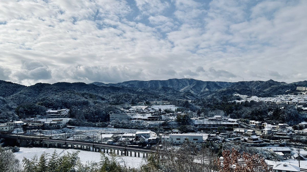 しばしば / 英語・鉄道 tweet media