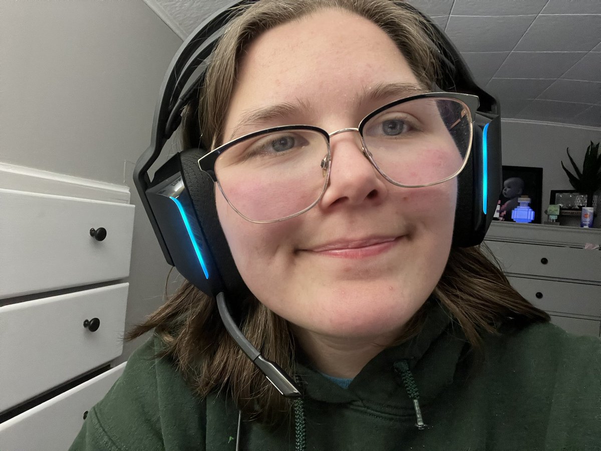 guesss whattt, I’ll be playing some cobblemon tonight!!! come join for some fun!!!!

twitch.tv/zombreyy