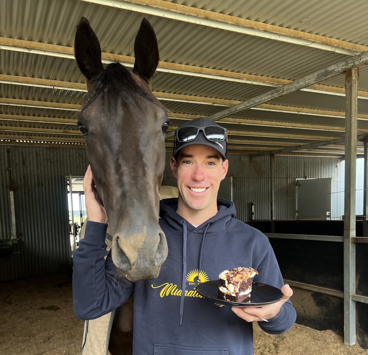 You’ve gotta have cake when you get 4000 winners and break your maiden as a 5YO! We weren’t expecting FESTINALENTE to be Greg’s milestone girl but what a moment all around!