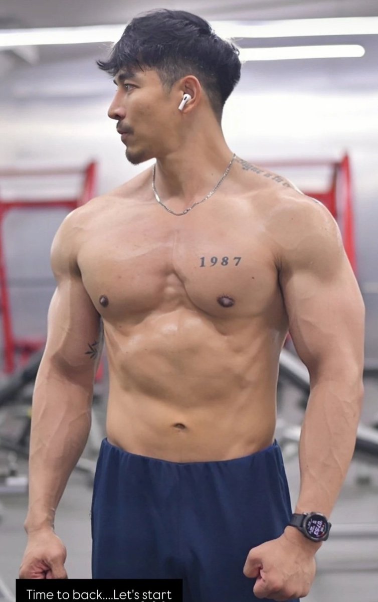 Stay tune....Back on Track....🏋‍♂️💪🏻

#muscle 
#backontrack
#bulking
#90days
#daddystyle