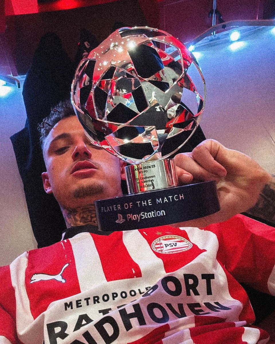 PSV's tweet image. Ciao tutti, buongiorno! 🇮🇹😘