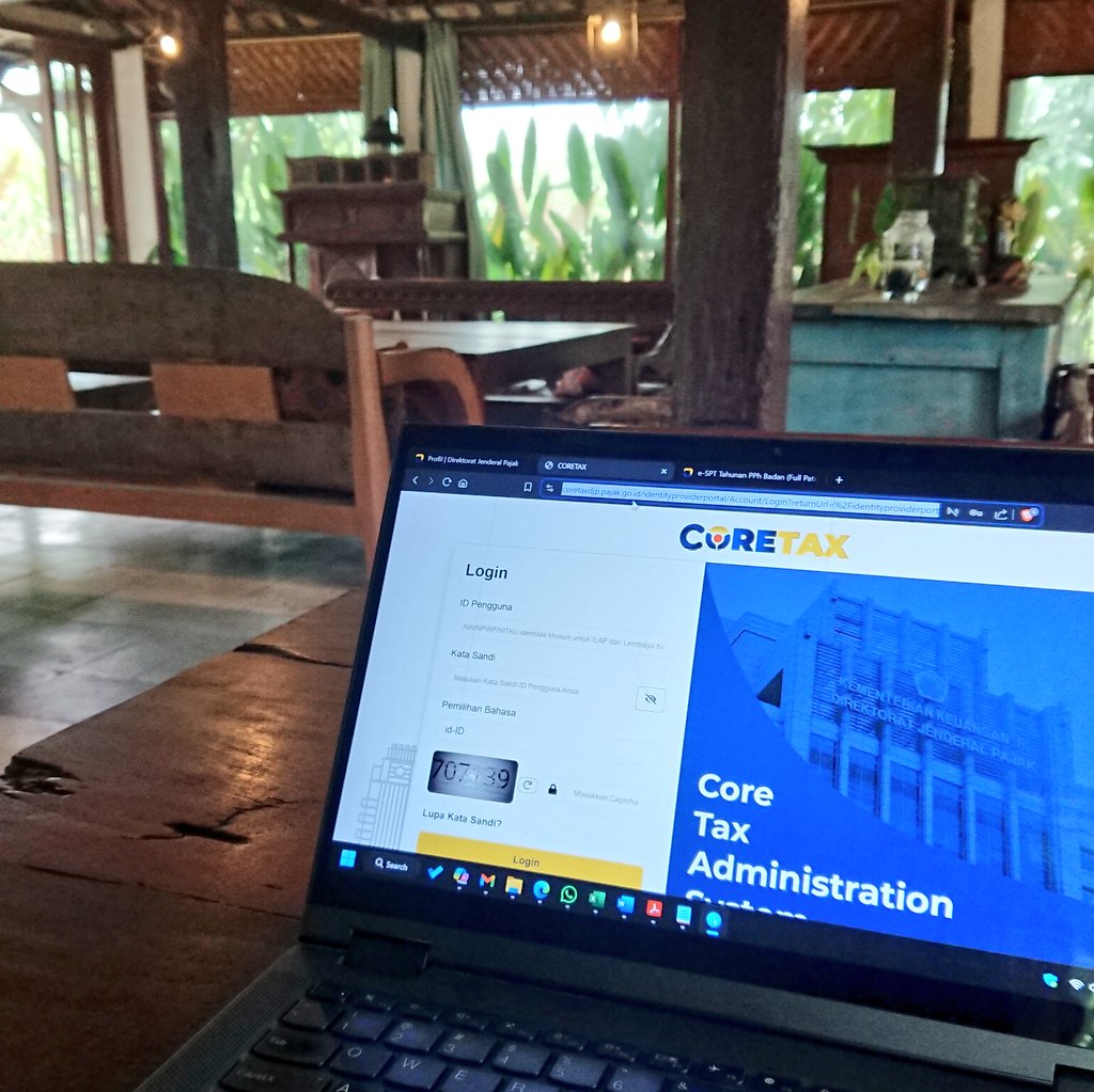 emtaxid's tweet photo. Tidak perlu takut dengan Coretax, selain dari lambat dan error yang mengganggu, #Coretax bukan seperti yang orang kira. Tanya-tanya, yuk! https://t.co/2PJ8Ft1Lnv https://t.co/2uPyVdHMuc